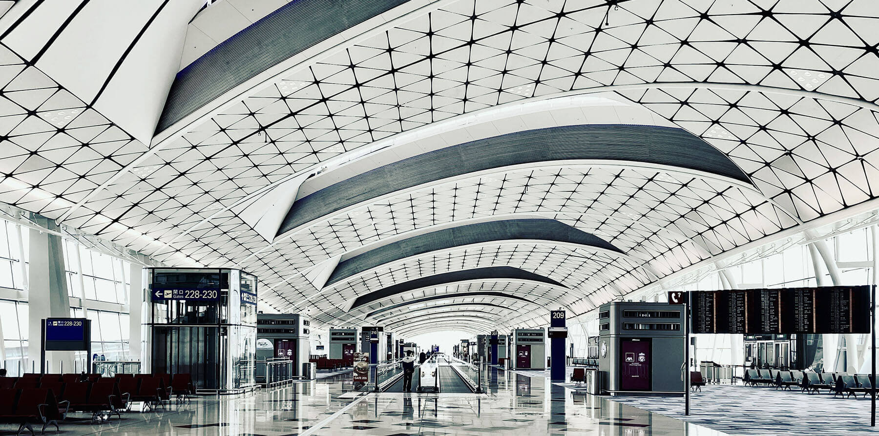 FIRE AND SMOKE CURTAINS FOR AIRPORTS